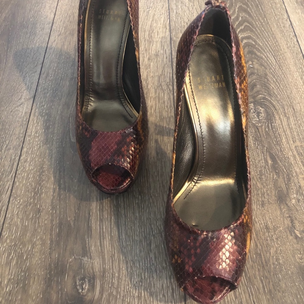Stuart Weitzman Snakeskin Stiletto - image 1
